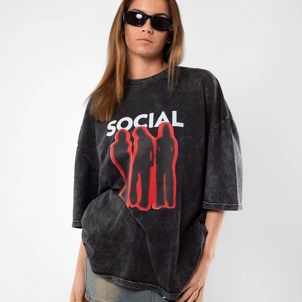 Футболка Social с неоновым принтом и силуэтами, графит, унисекс ONE SIZE 140459 140459 фото